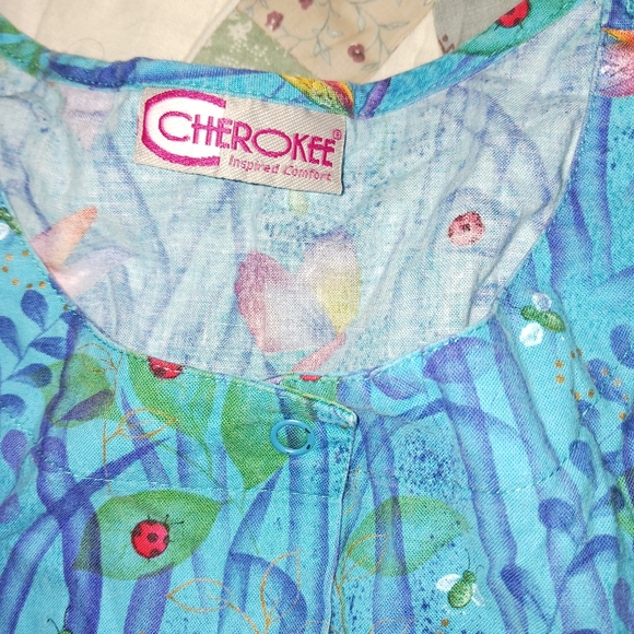 Scrub sets - Picture 6 of 8